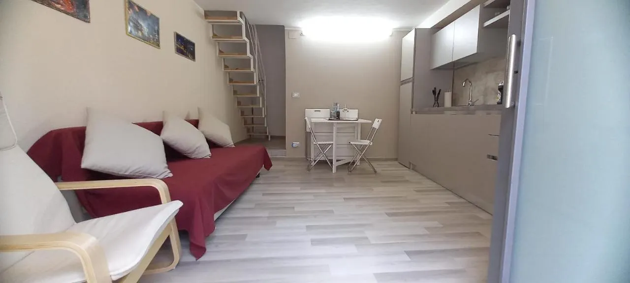 Casa Ninni Nanni Aeroporto di Catania Fontana Rossa
